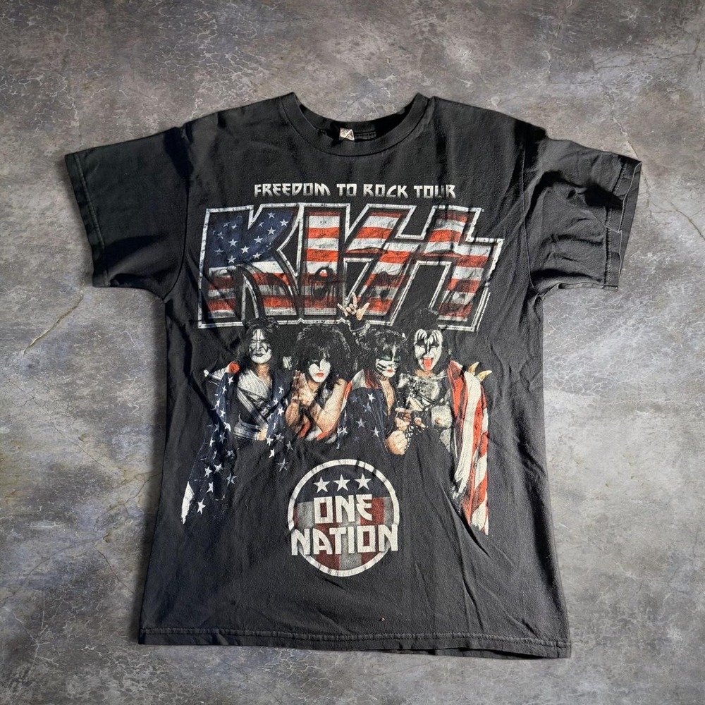 KISS Freedom To Rock Tour One Nation Black Band T-Shirt Mens Medium Alstyle